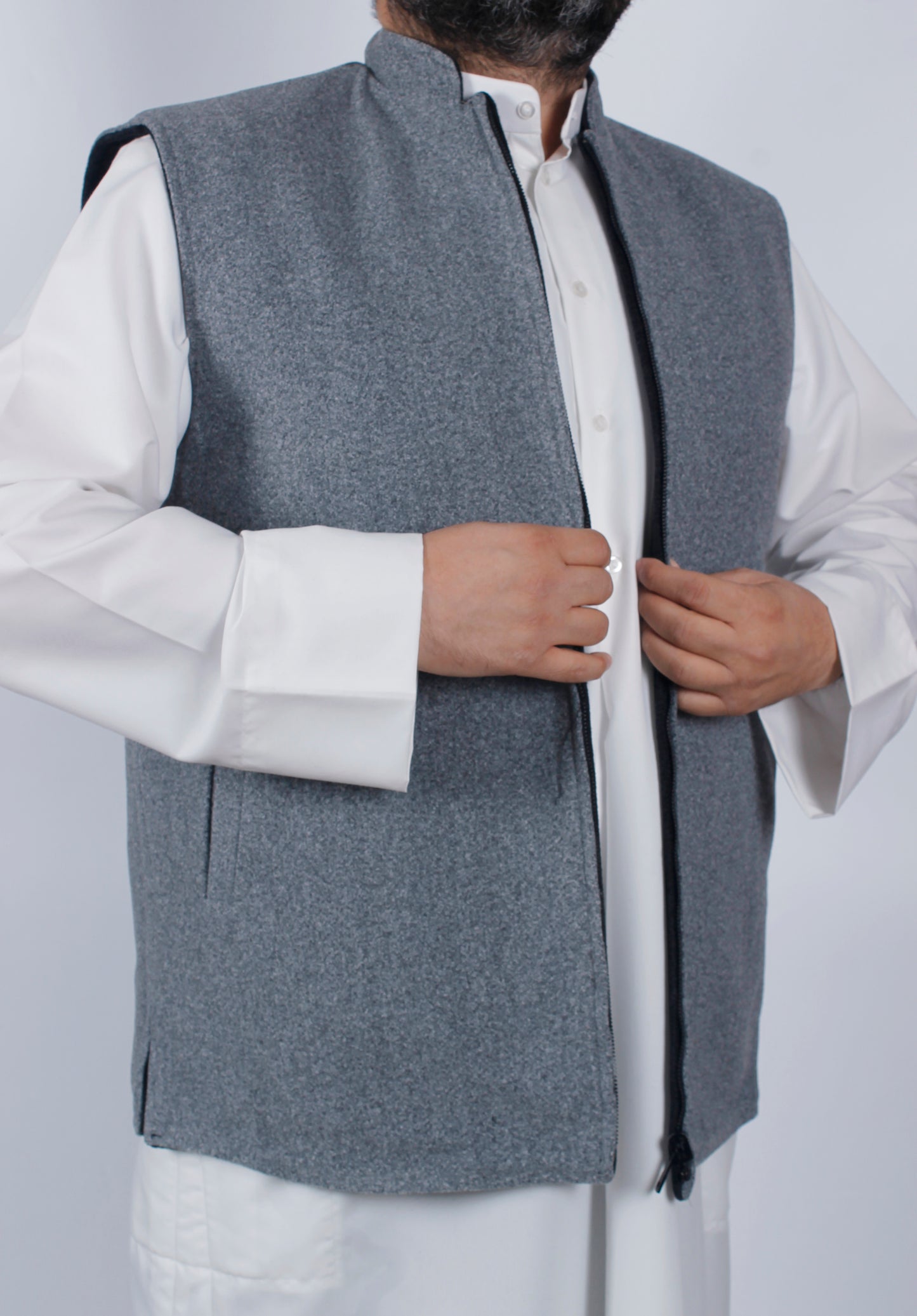 سديري جوخ - دبل فيس / أسود مع رمادي