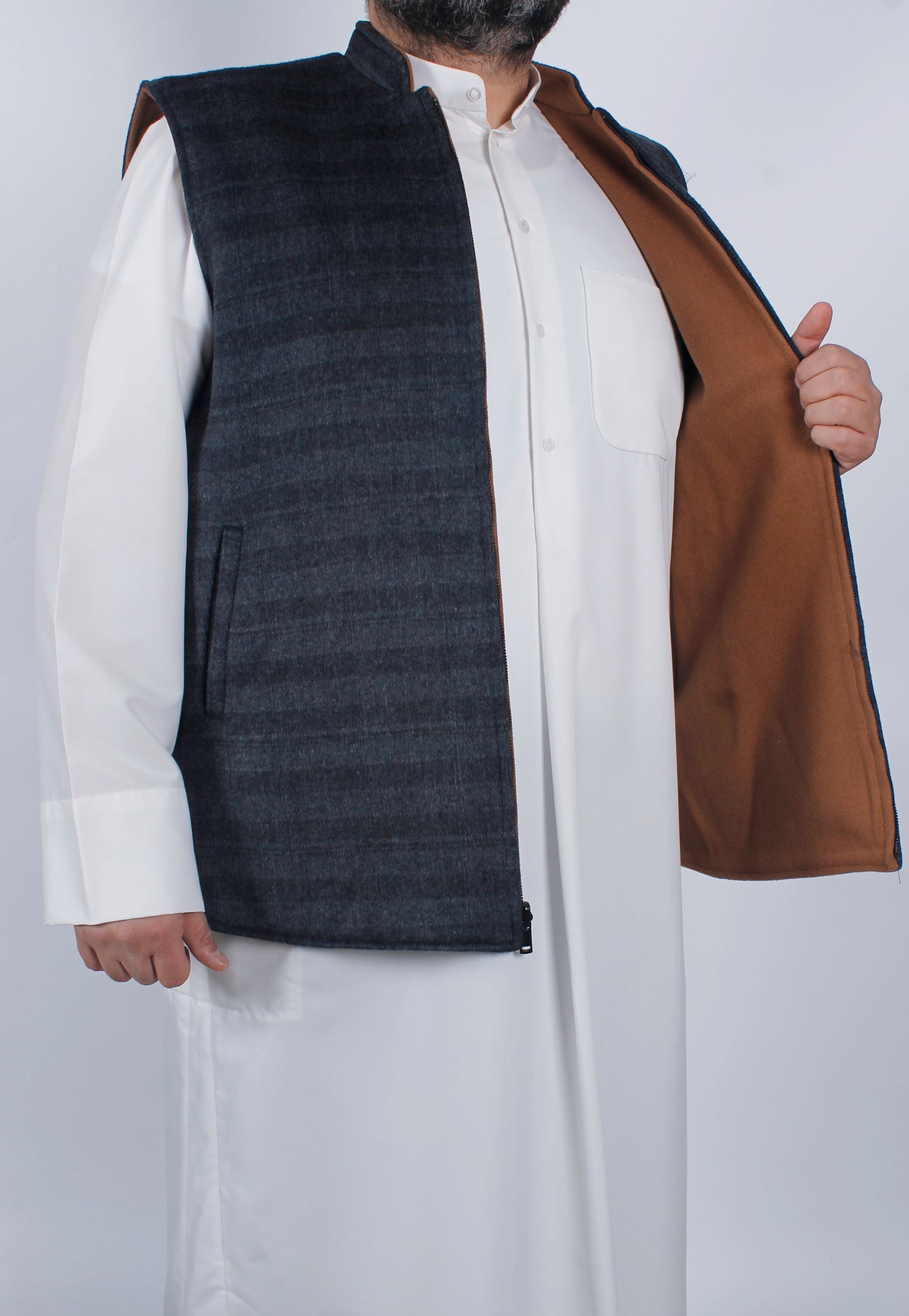 سديري جوخ - دبل فيس/ كاميل مع رمادي غامق