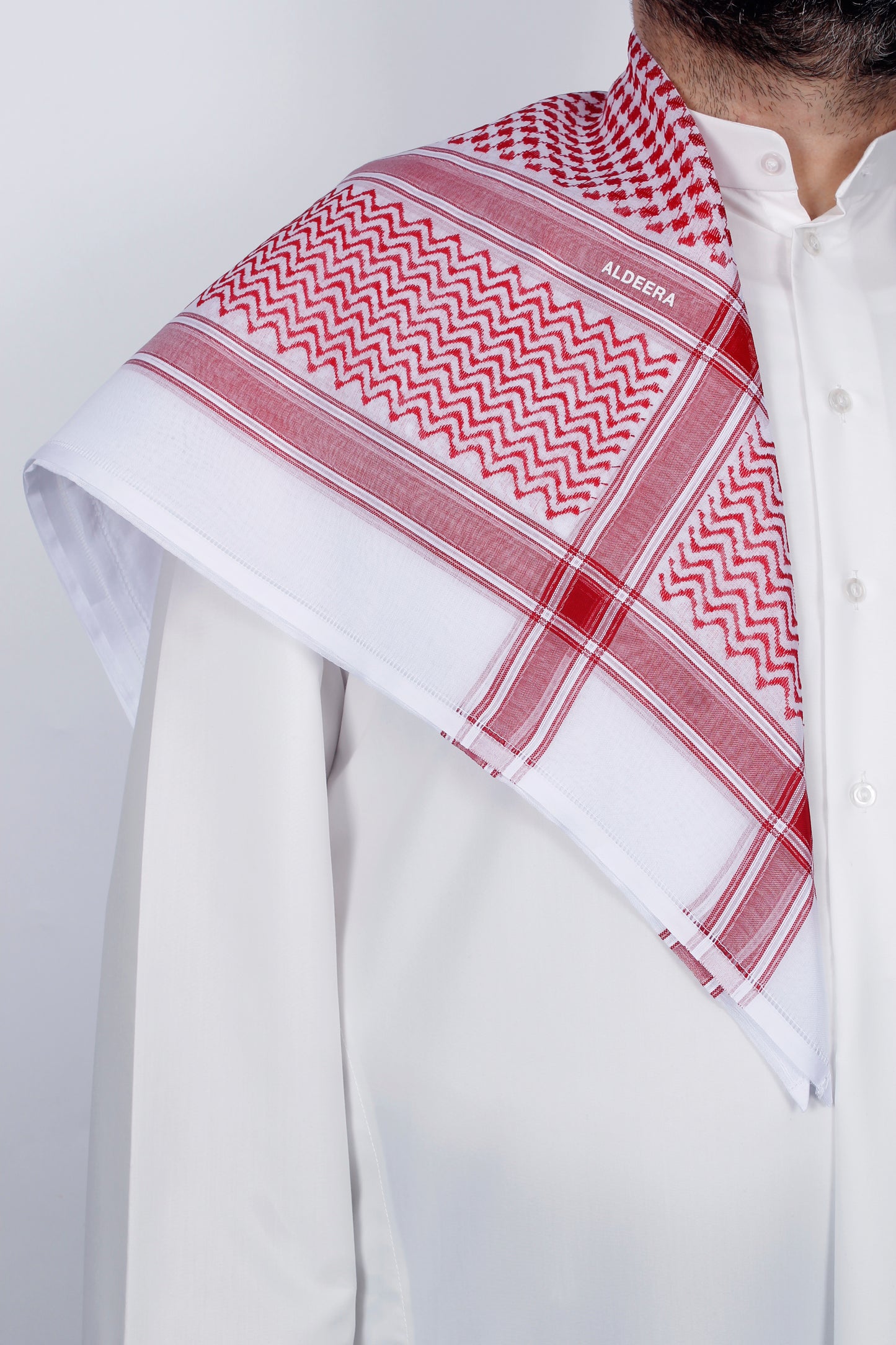 شماغ الديرة R10