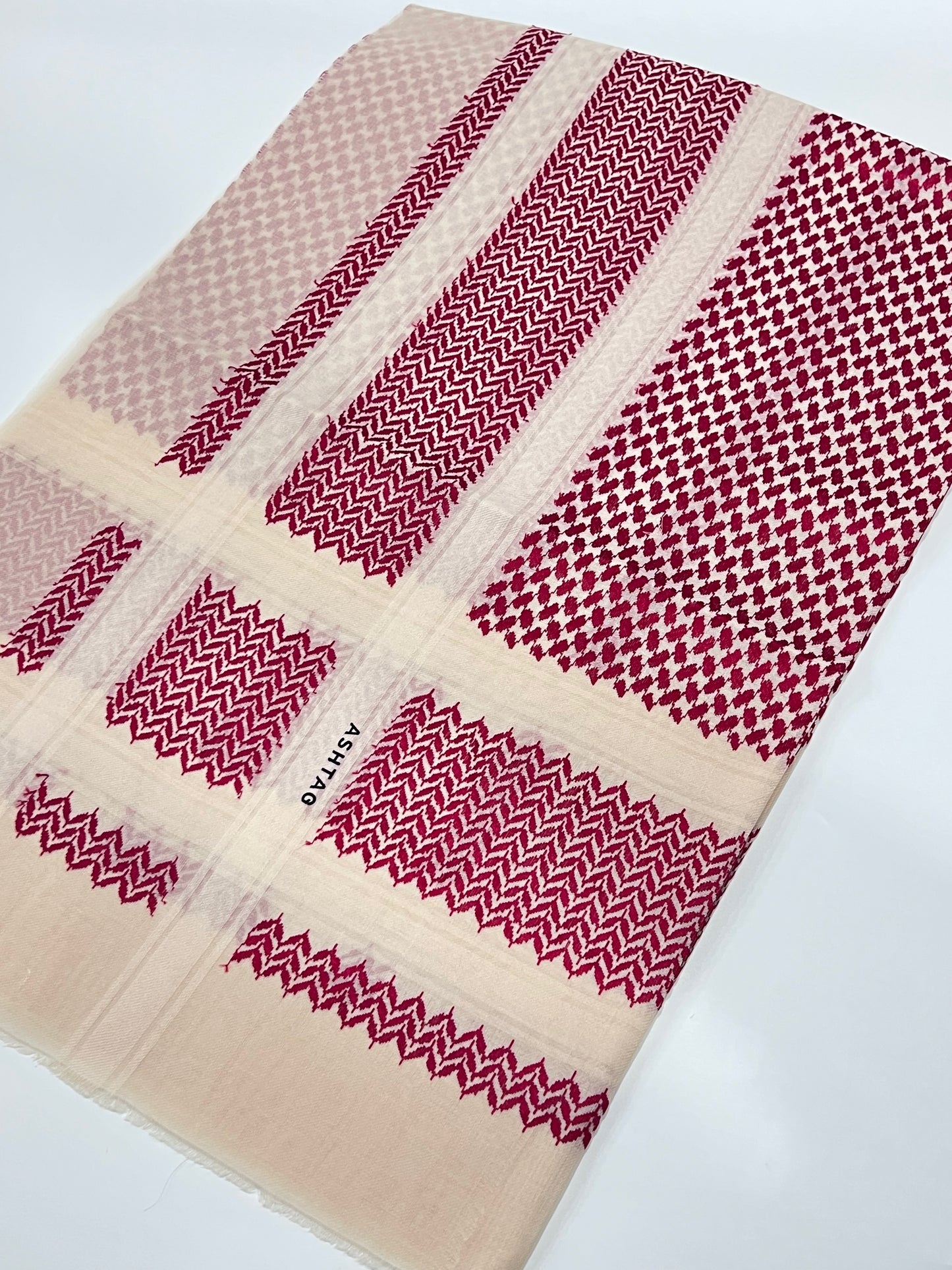 شال صوف - بيج - بنقشة الشماغ